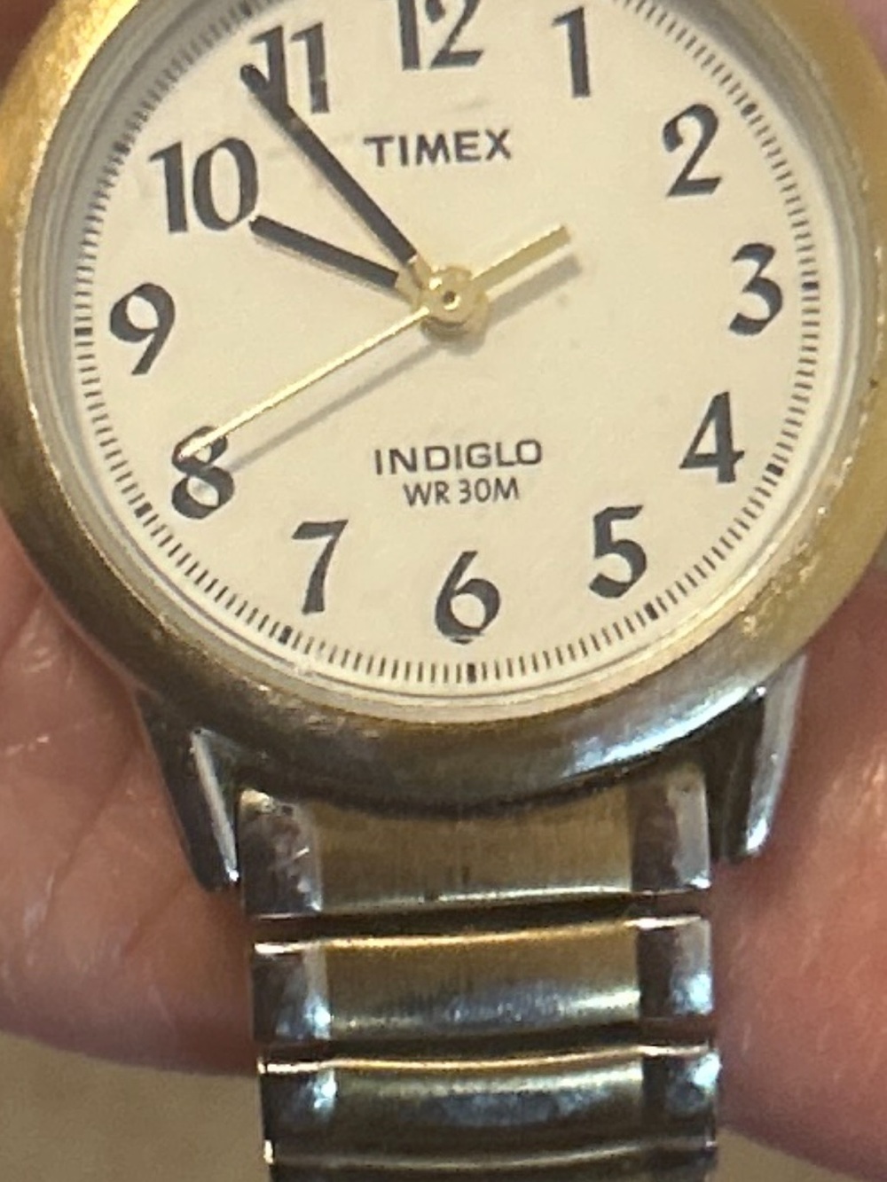 Vintage Timex Indiglo WR30M Ladies Two Tone Stretch Band Watch Untested - Picture 2 of 6